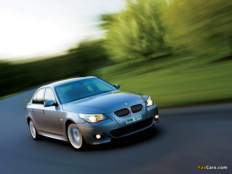 Pictures of BMW 545i Sedan M Sports Package AU-spec (E60) 2005 (800 x 600)