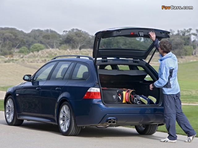 Pictures of BMW 530i Touring M Sports Package AU-spec (E61) 2005 (640 x 480)