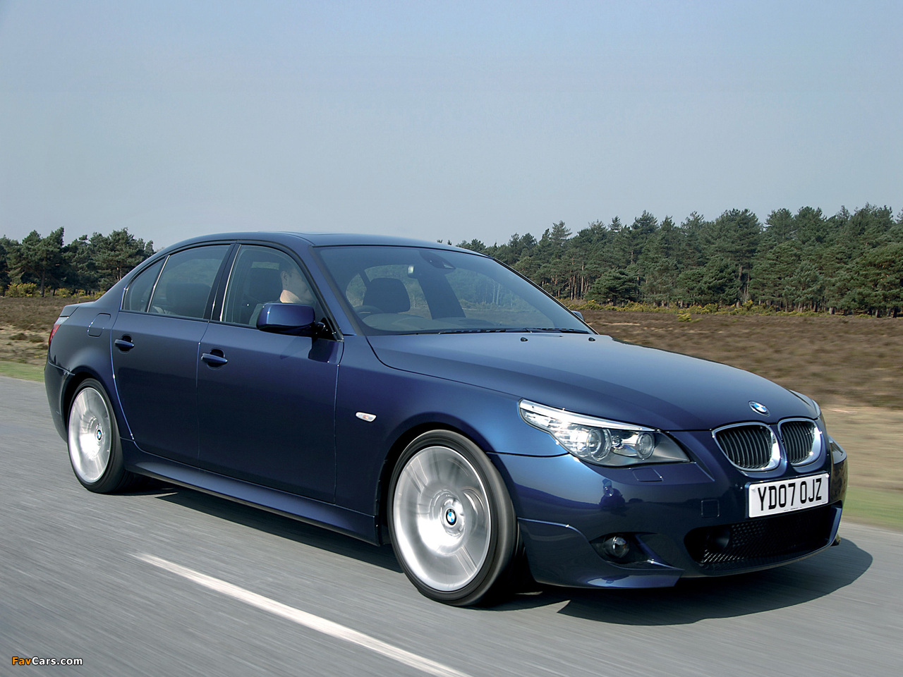 Pictures of BMW 535d Sedan M Sports Package UK-spec (E60) 2005 (1280 x 960)