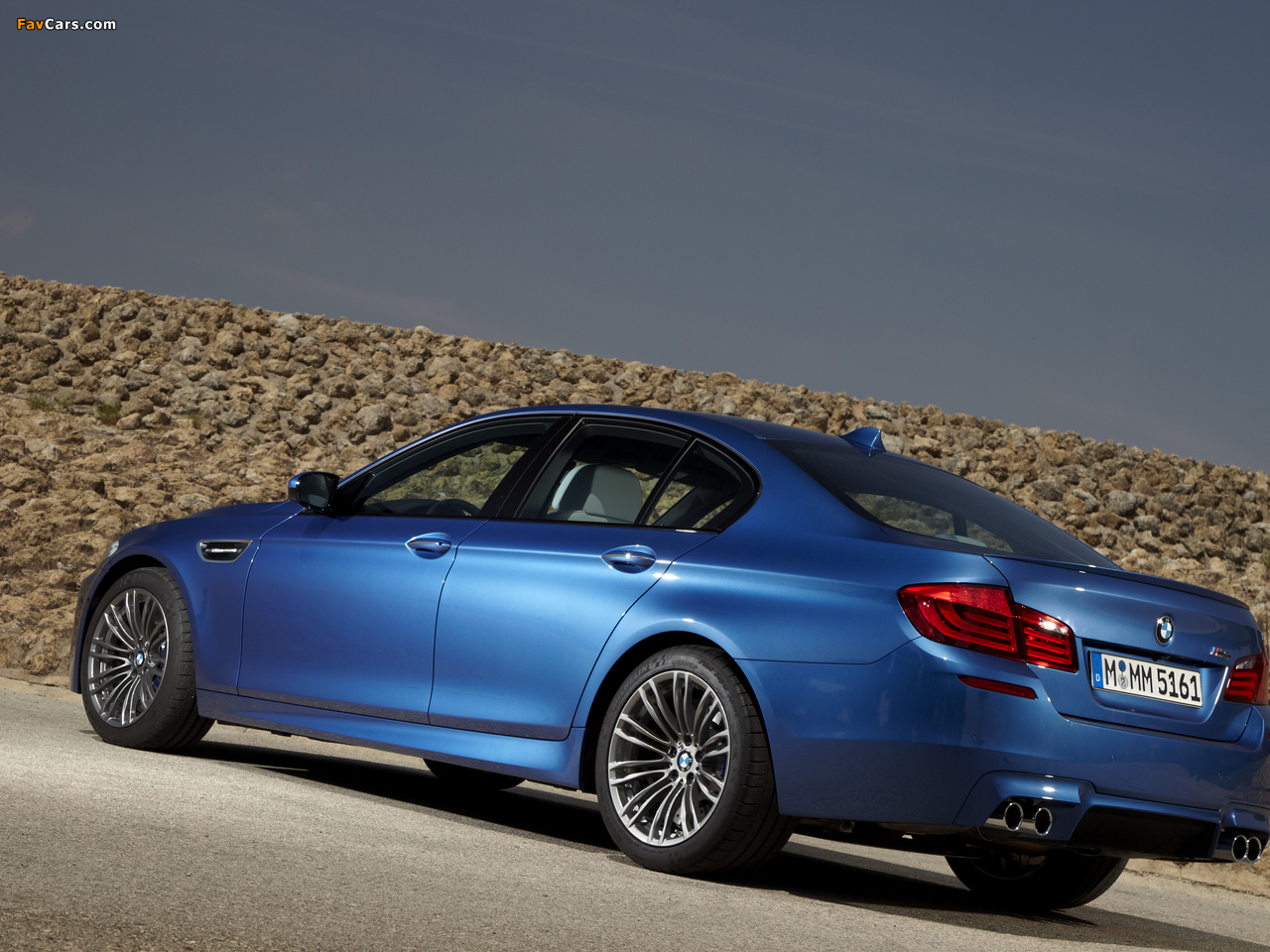 Pictures of BMW M5 (F10) 2011–13 (1280 x 960)