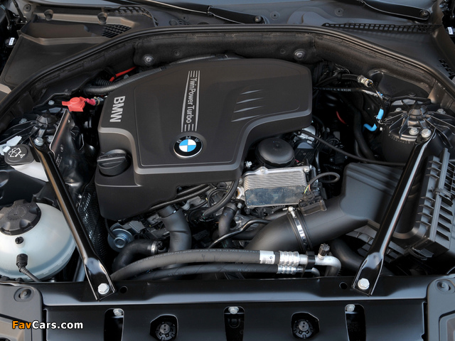 Pictures of BMW 528i Touring (F11) 2011–13 (640 x 480)