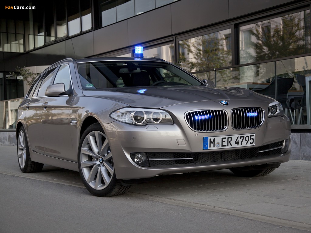 Pictures of BMW 5 Series Touring Covert Vehicle (F11) 2011–13 (1024 x 768)