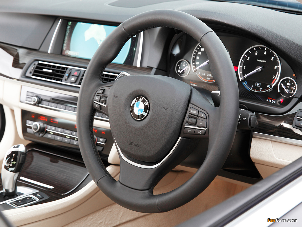 Pictures of BMW 520i Sedan AU-spec (F10) 2013 (1024 x 768)