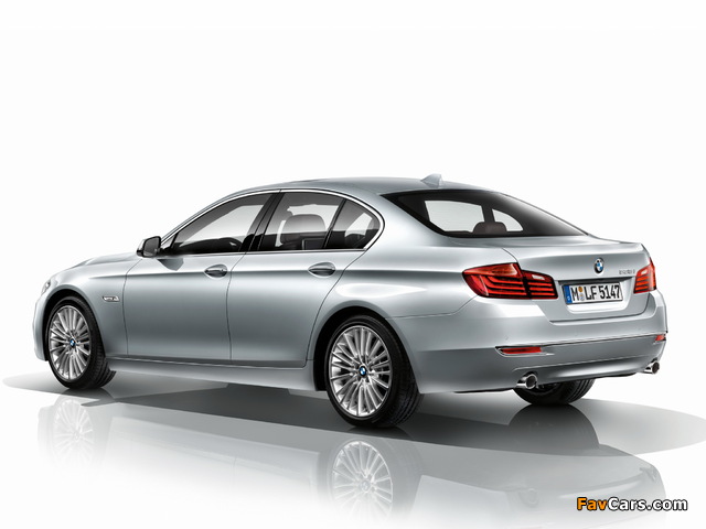 Pictures of BMW 535i Sedan Luxury Line (F10) 2013 (640 x 480)