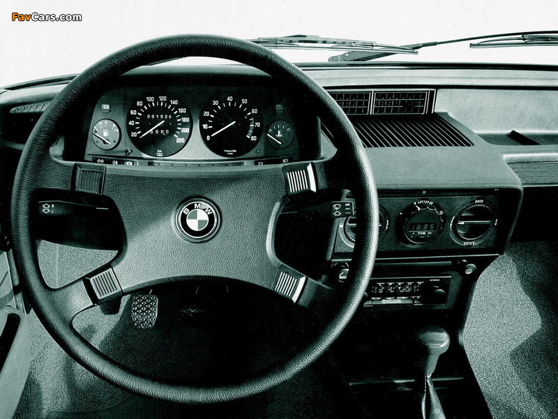 Pictures of BMW 5 Series E12 (800 x 600)