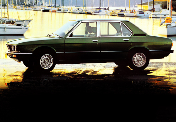 BMW 528i Sedan ZA-spec (E12) 1977–81 wallpapers