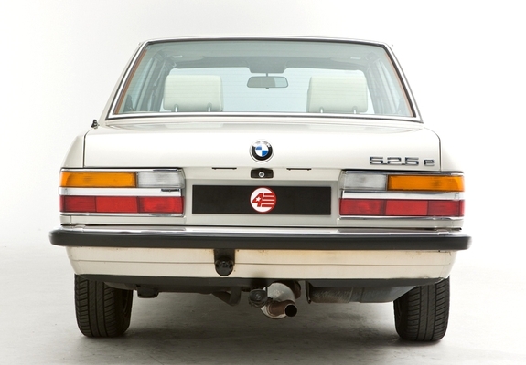 BMW 525e UK-spec (E28) 1983–87 wallpapers
