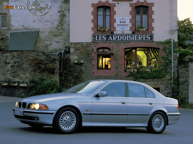 BMW 5 Series Sedan (E39) 1995–2003 wallpapers (640 x 480)