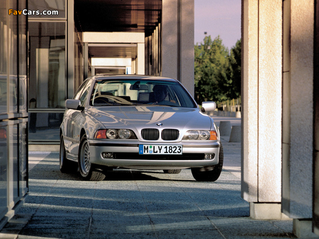 BMW 540i Sedan (E39) 1996–2000 wallpapers (640 x 480)
