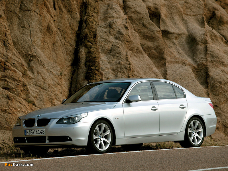 BMW 5 Series Sedan (E60) 2003–07 wallpapers (800 x 600)