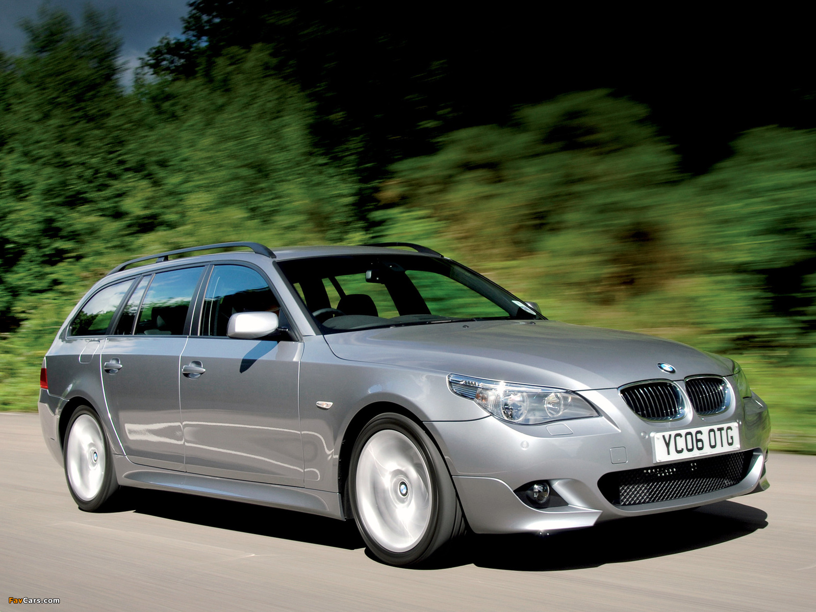 BMW 530d Touring M Sports Package UK-spec (E61) 2005 wallpapers (1600 x 1200)