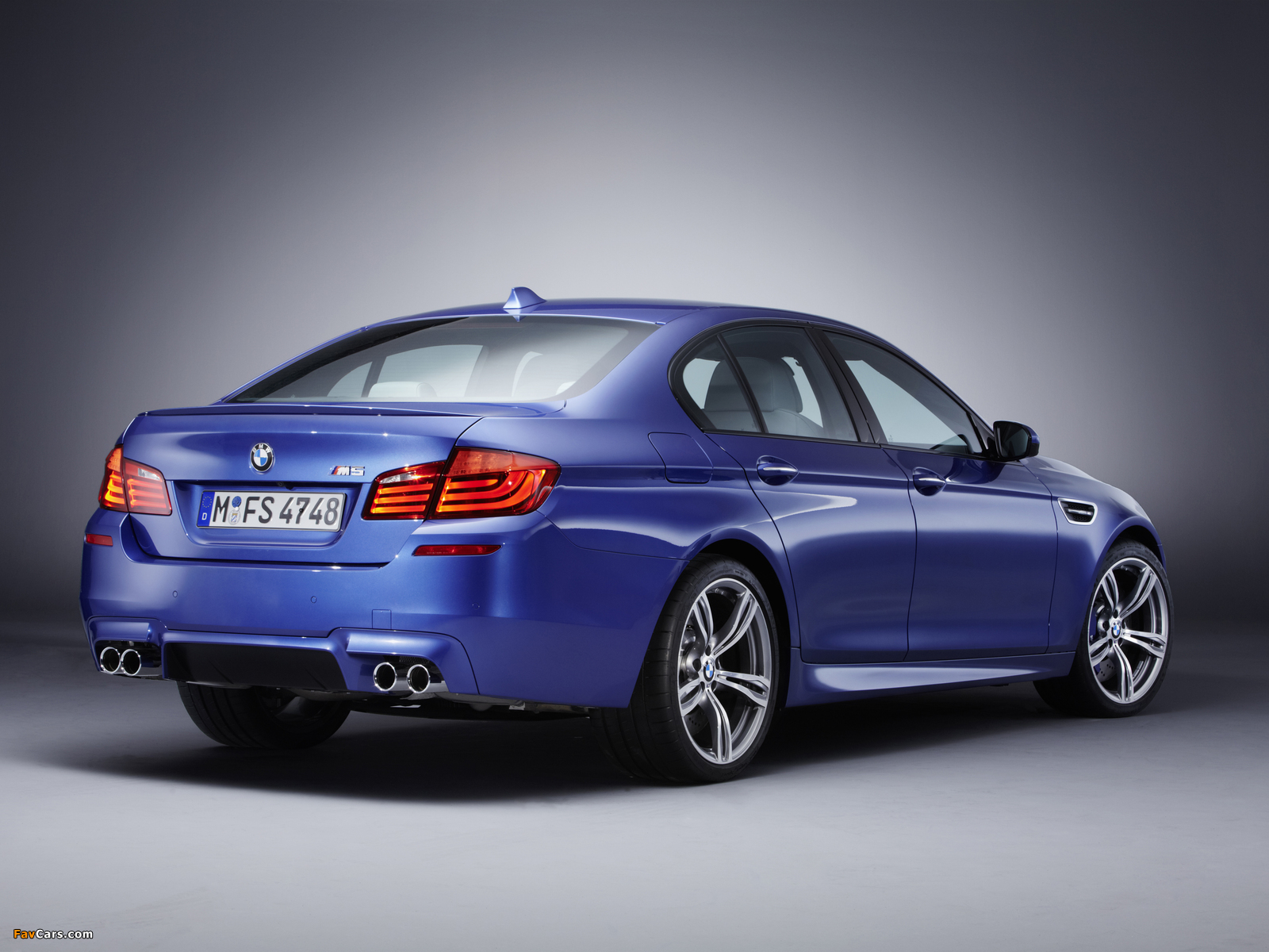 BMW M5 (F10) 2011–13 wallpapers (1600 x 1200)