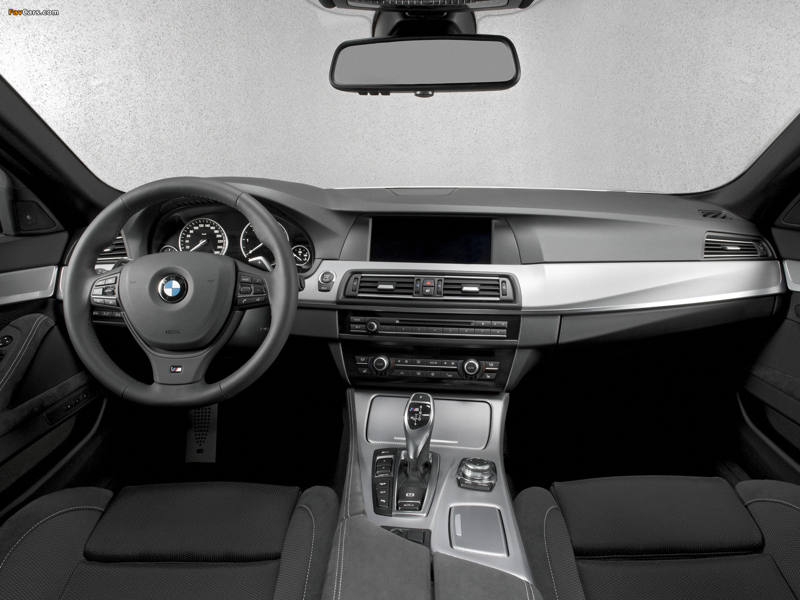 BMW M550d xDrive Sedan (F10) 2012 wallpapers (1600 x 1200)