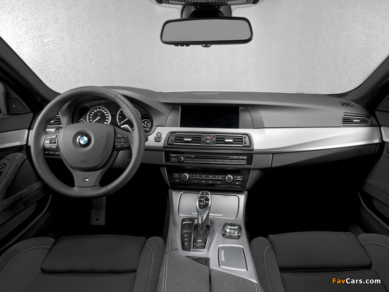 BMW M550d xDrive Sedan (F10) 2012 wallpapers (800 x 600)