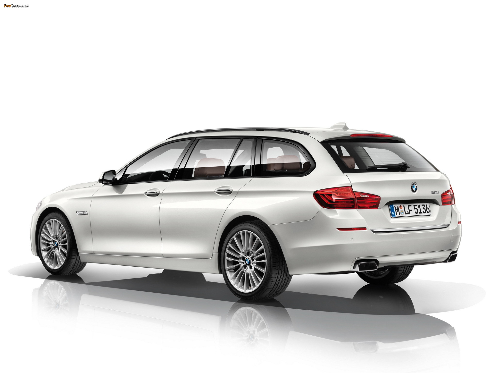 BMW 550i Touring Luxury Line (F11) 2013 wallpapers (2048 x 1536)