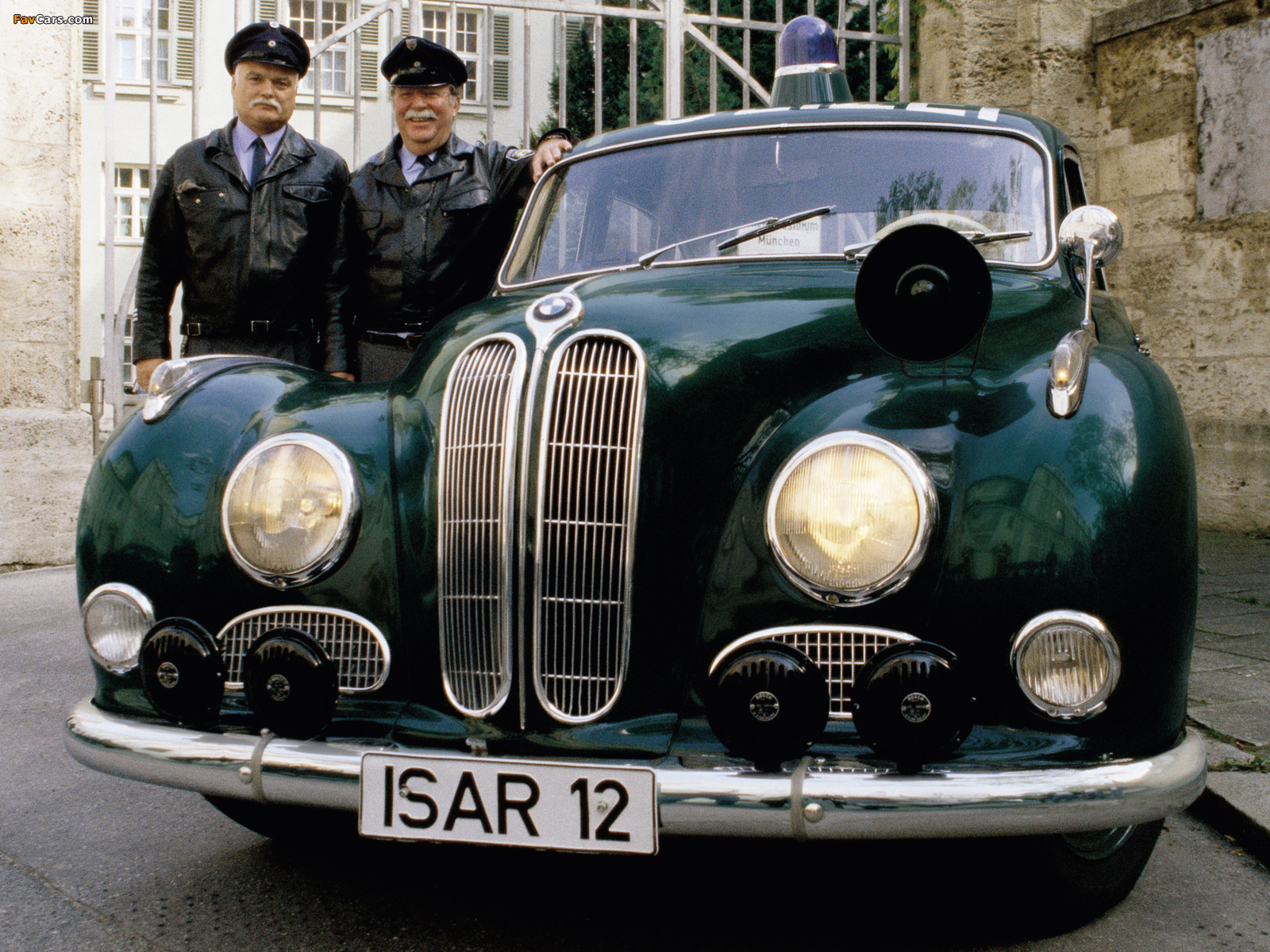 Pictures of BMW 502 3.2 Liter Super Polizei 1957–61 (1600 x 1200)