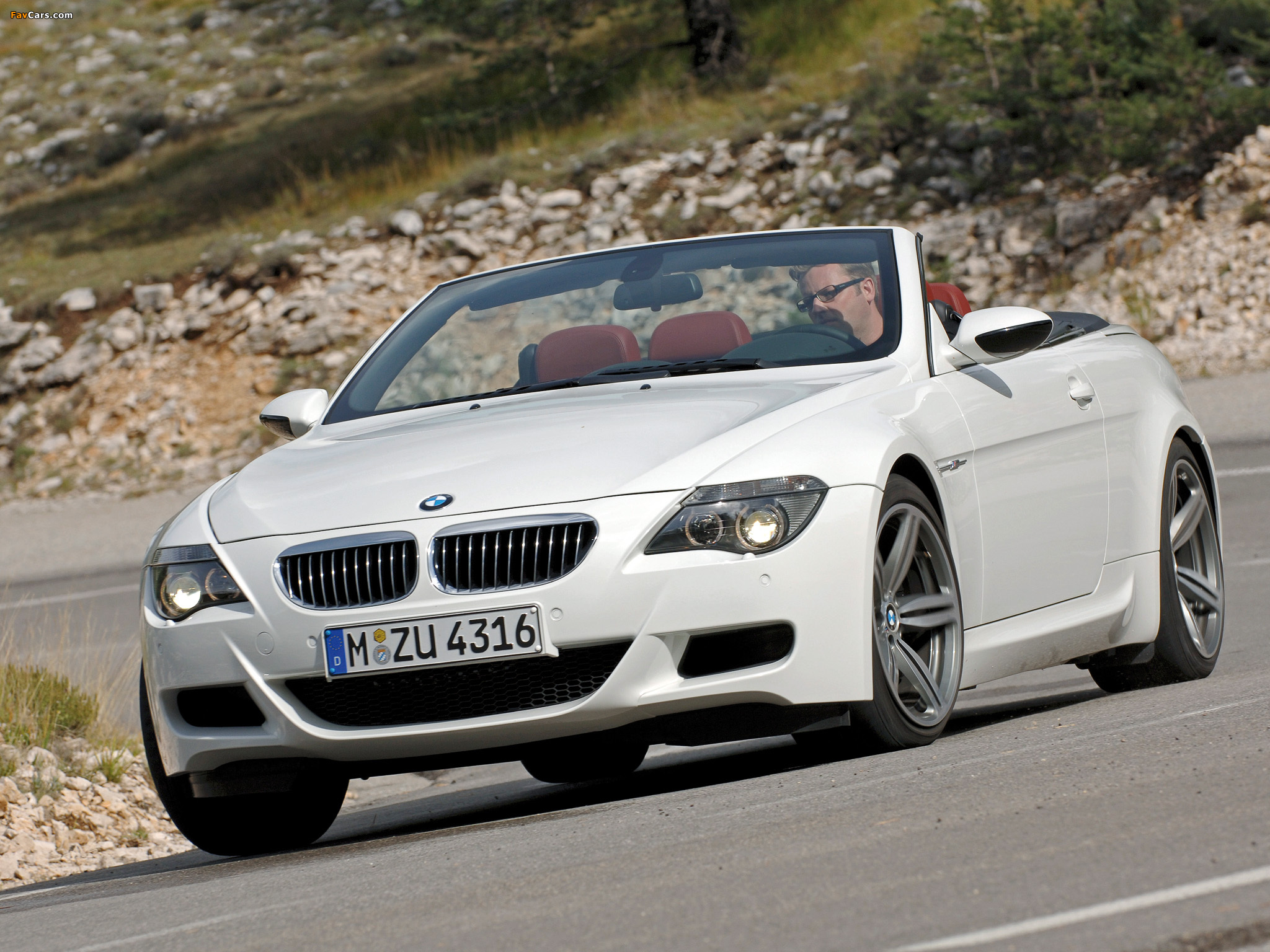 BMW M6 Cabrio (E64) 2007–10 wallpapers (2048 x 1536)