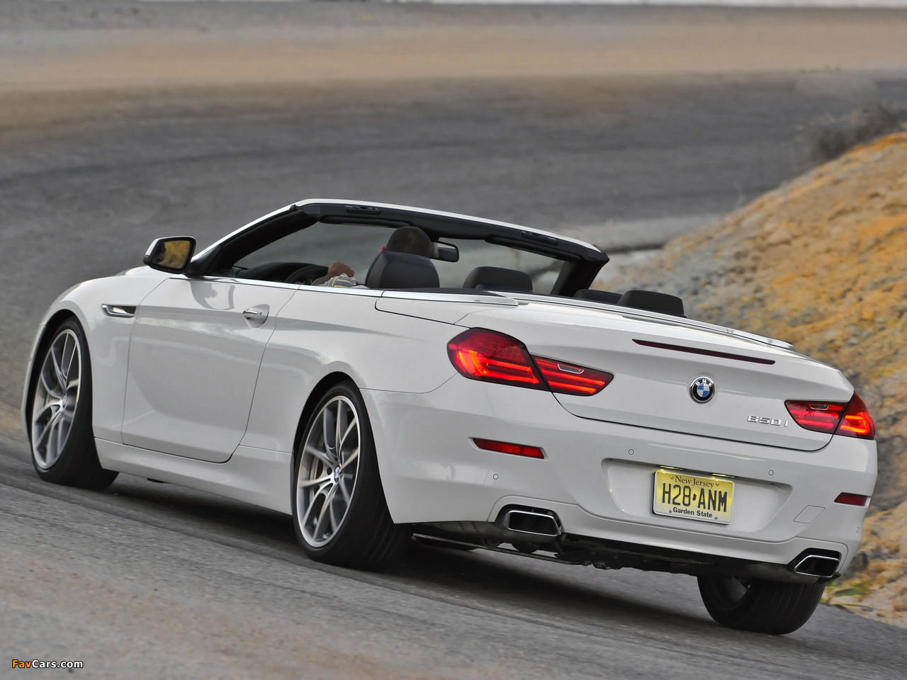 BMW 650i Cabrio US-spec (F12) 2011 photos (1280 x 960)