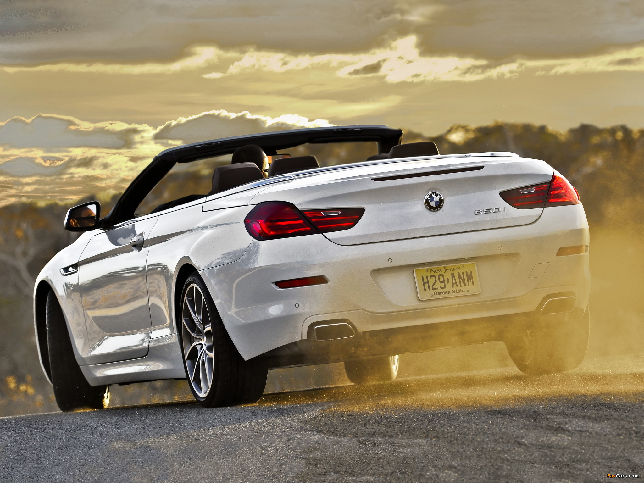 BMW 650i Cabrio US-spec (F12) 2011 pictures (2048 x 1536)