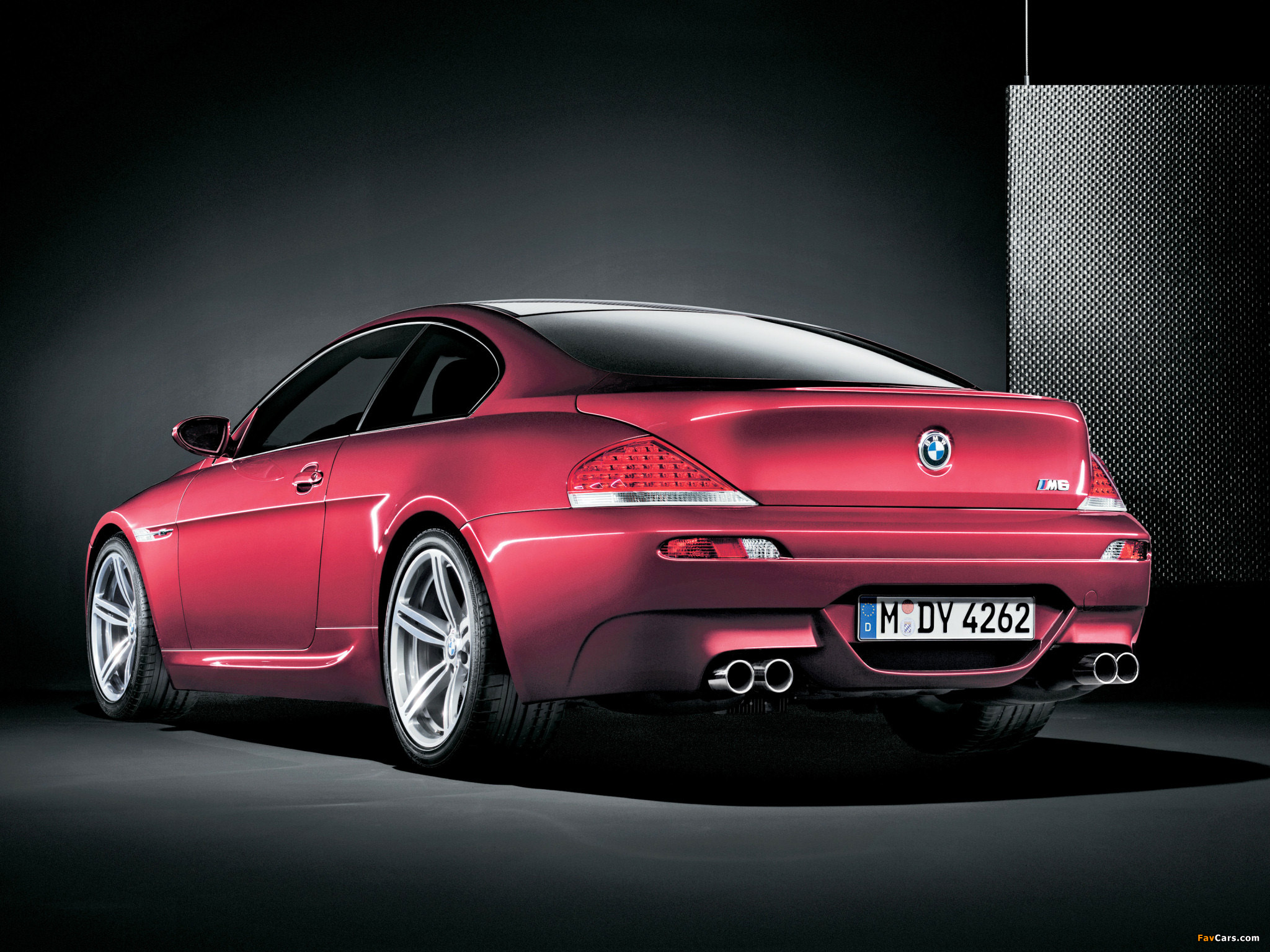 Images of BMW M6 (E63) 2005–10 (2048 x 1536)