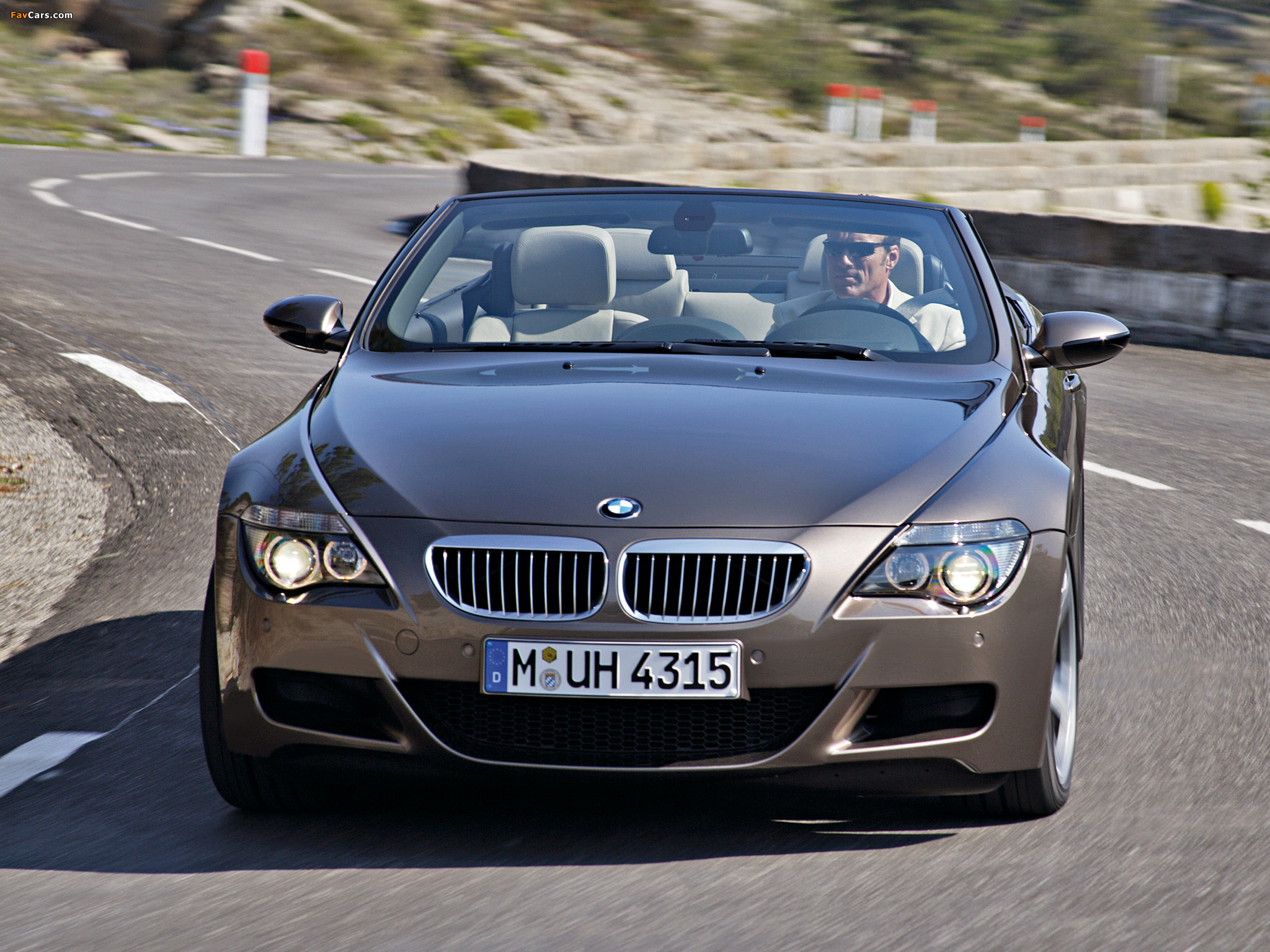Images of BMW M6 Cabrio (E64) 2007–10 (2048 x 1536)