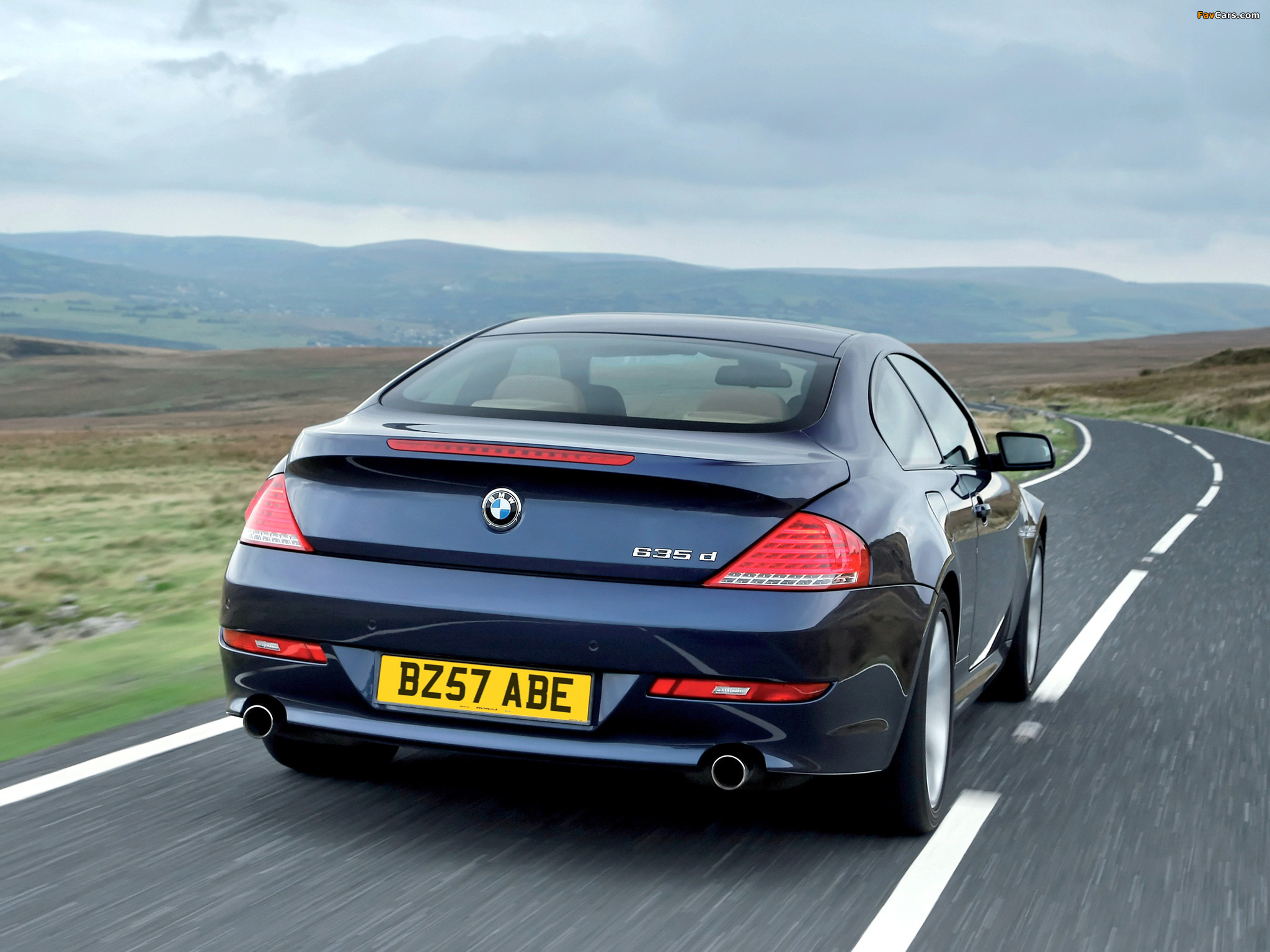 Images of BMW 635d Coupe UK-spec (E63) 2008–11 (2048 x 1536)