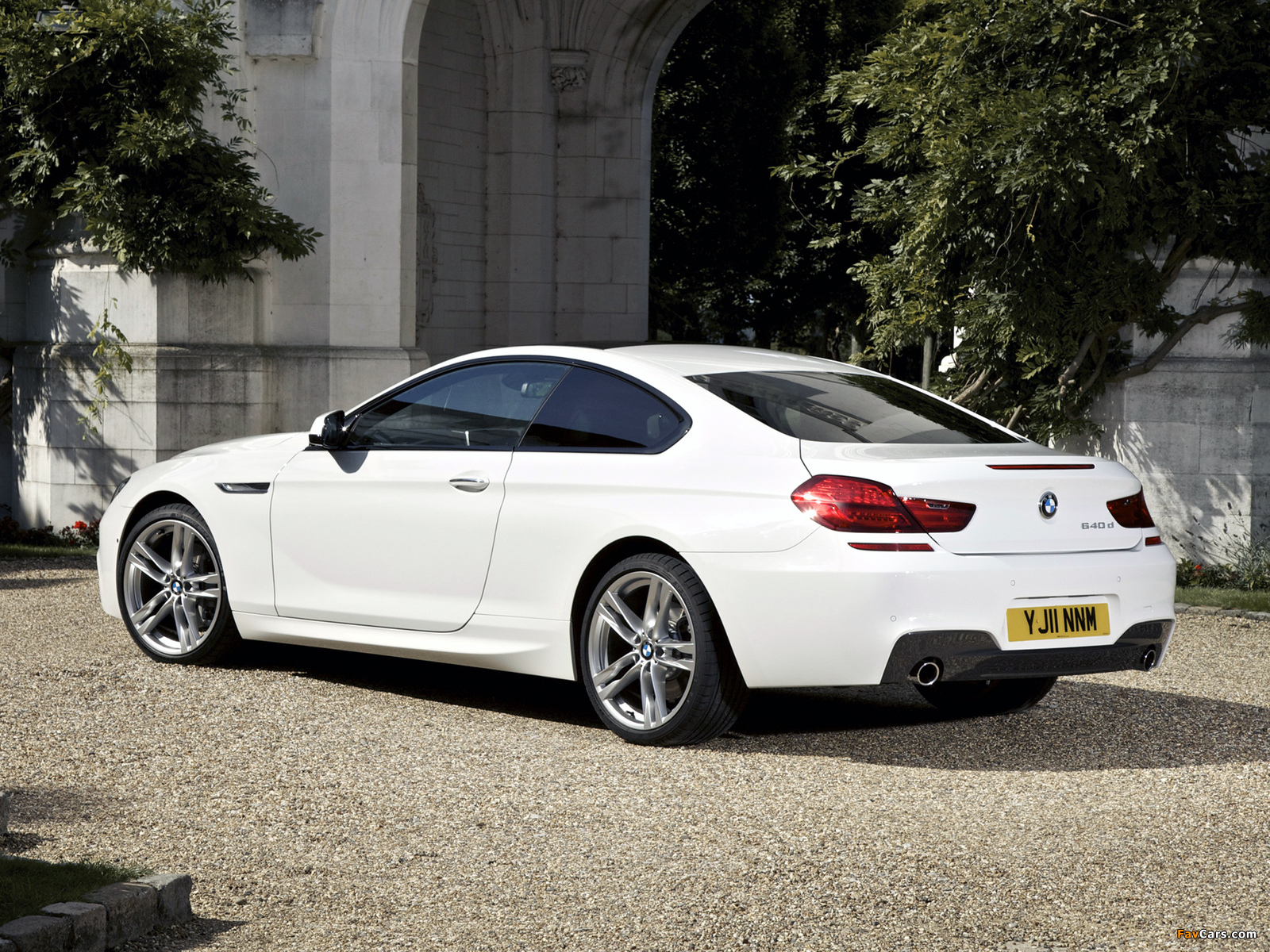 Images of BMW 640d Coupe M Sport Package UK-spec (F12) 2011 (1600 x 1200)