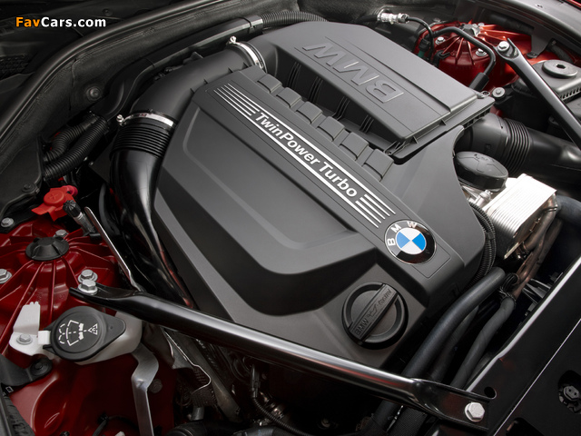 Images of BMW 640i Coupe (F13) 2011 (640 x 480)