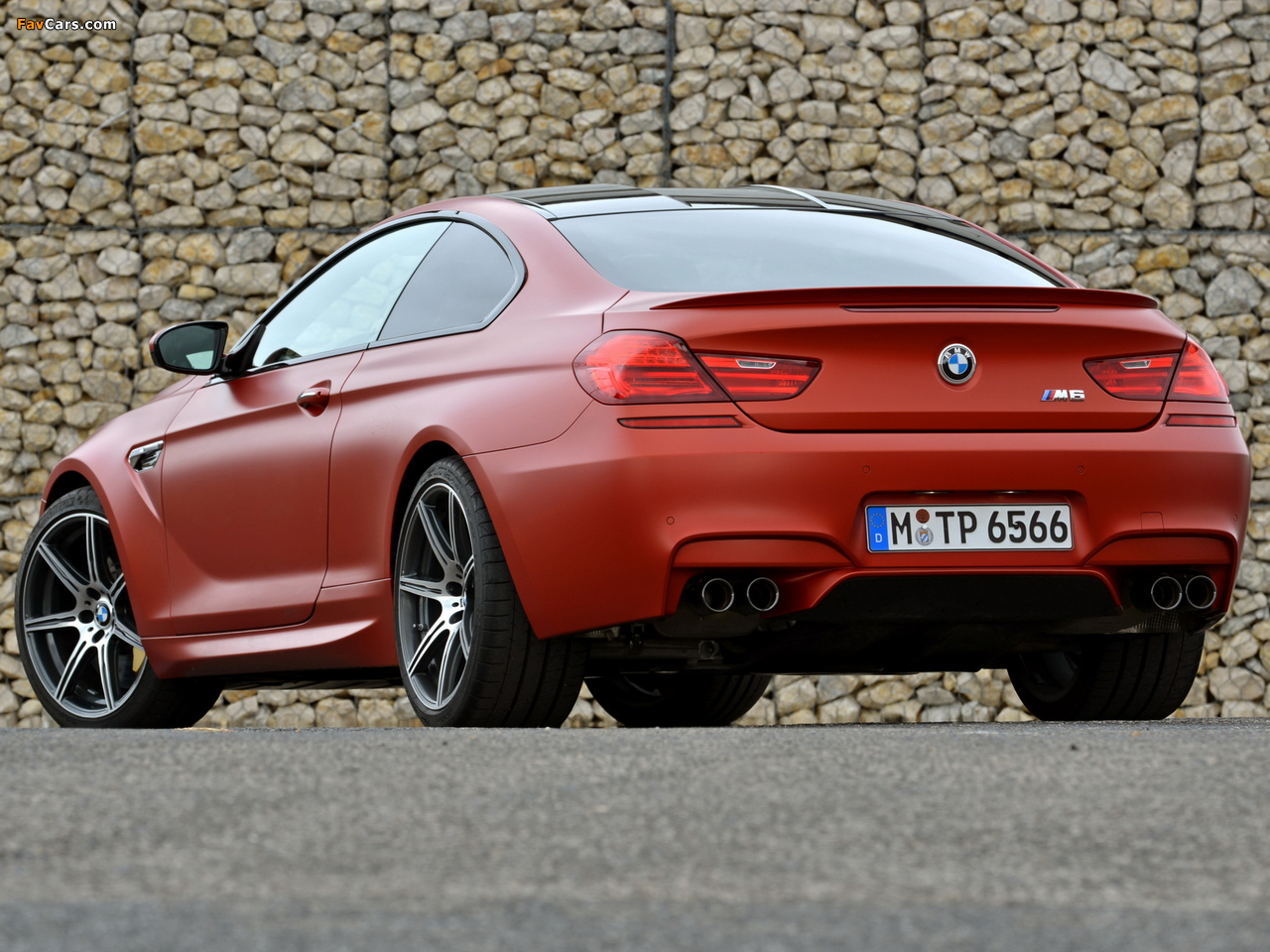 Images of BMW M6 Coupe Competition Package (F13) 2013 (1280 x 960)