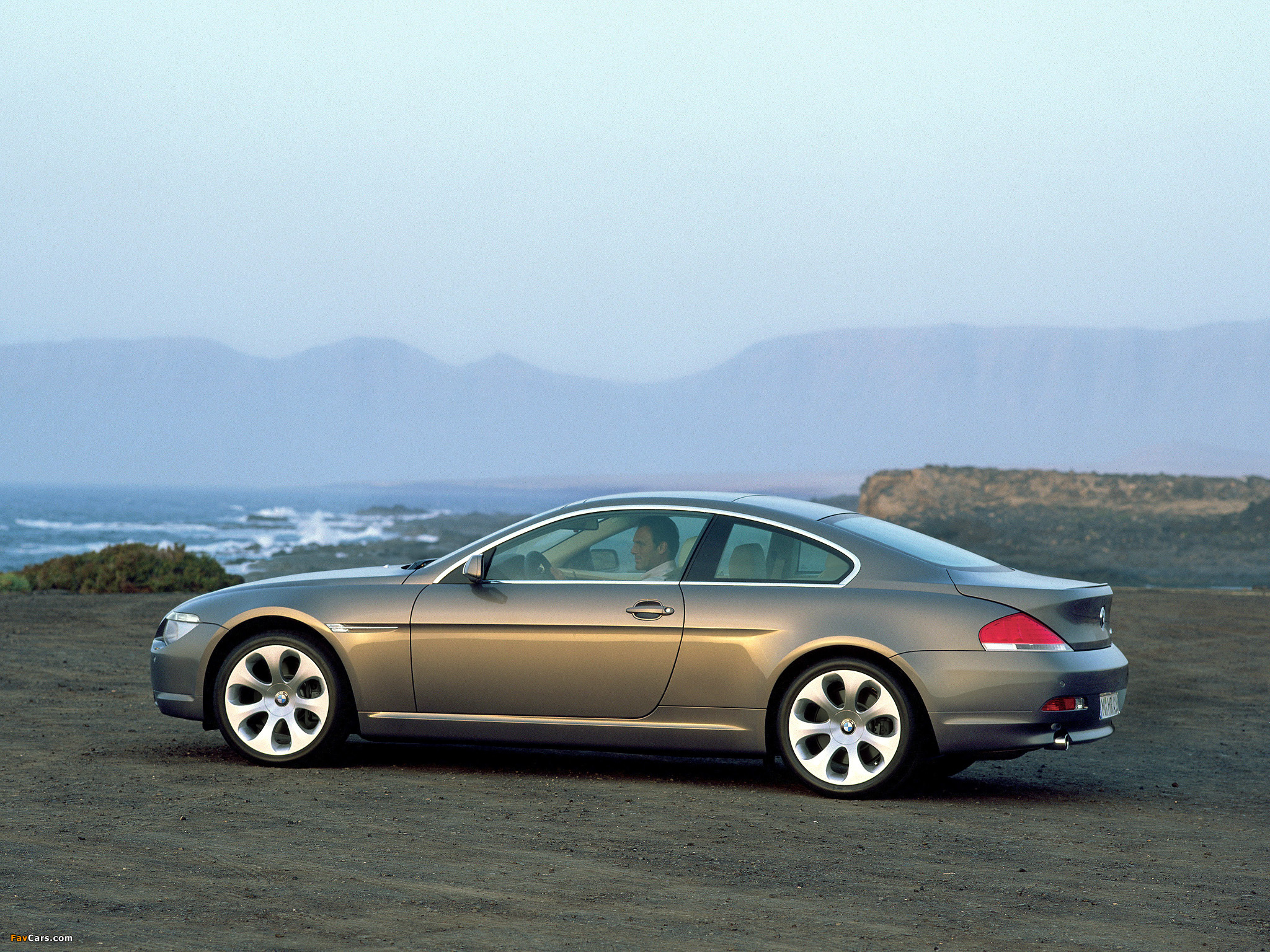 Photos of BMW 645Ci Coupe (E63) 2004–07 (2048 x 1536)