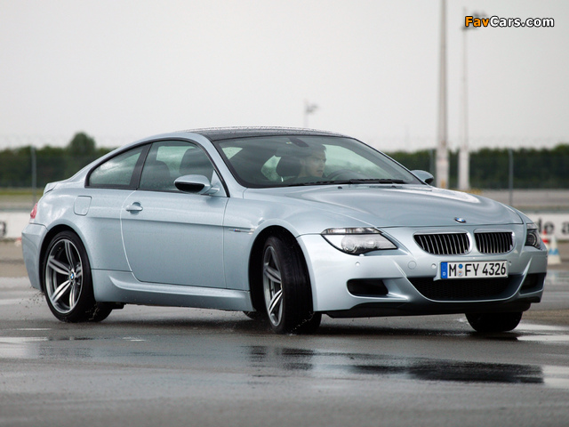 Photos of BMW M6 (E63) 2005–10 (640 x 480)