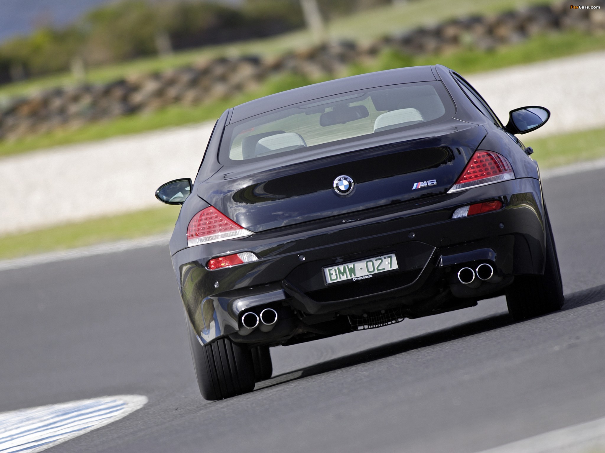 Pictures of BMW M6 Coupe AU-spec (E63) 2005–10 (2048 x 1536)