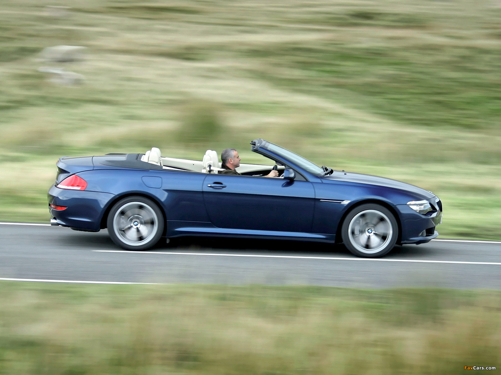 Pictures of BMW 635d Cabrio UK-spec (E64) 2007–11 (1600 x 1200)