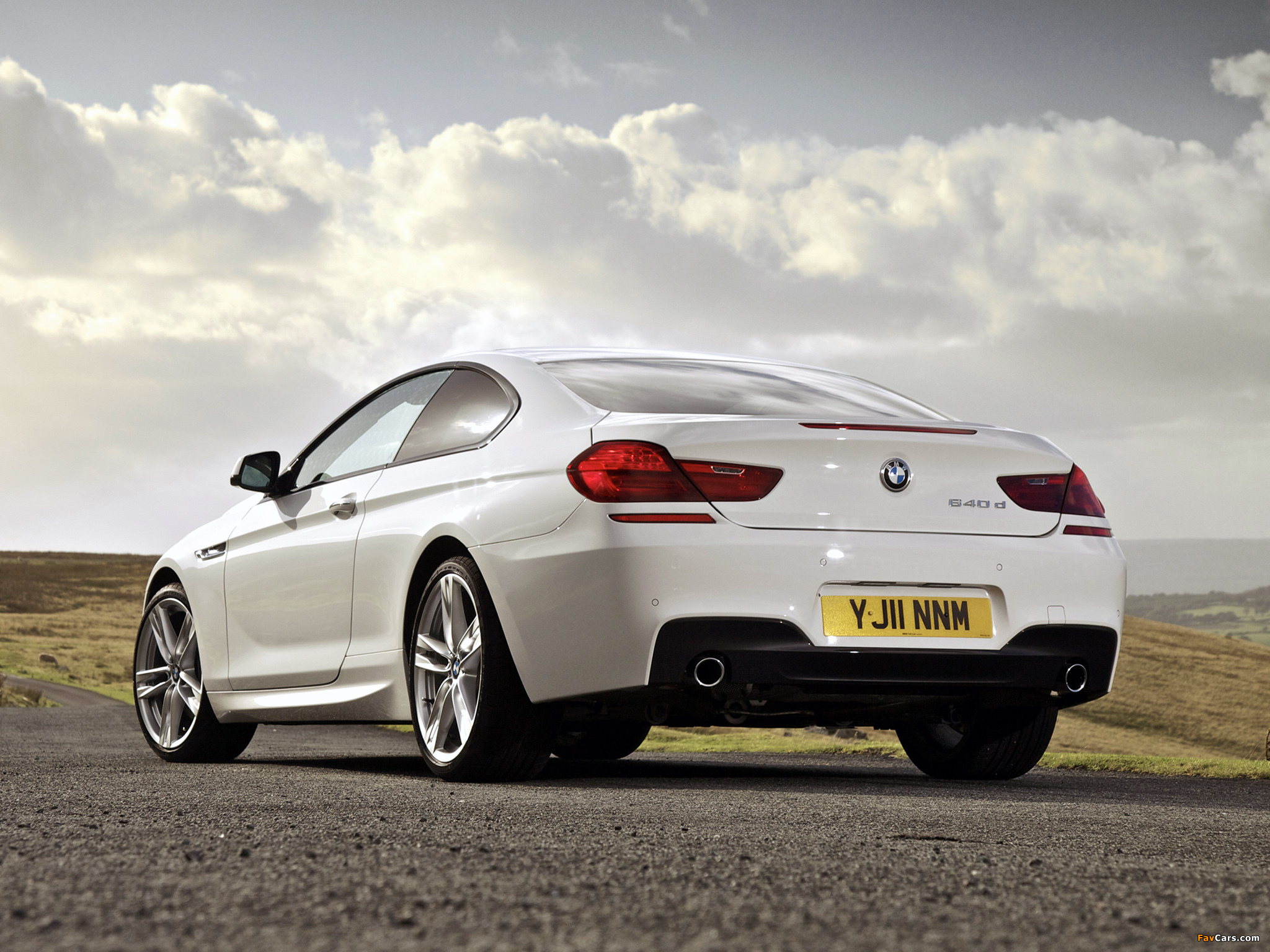 BMW 640d Coupe M Sport Package UK-spec (F12) 2011 wallpapers (2048 x 1536)