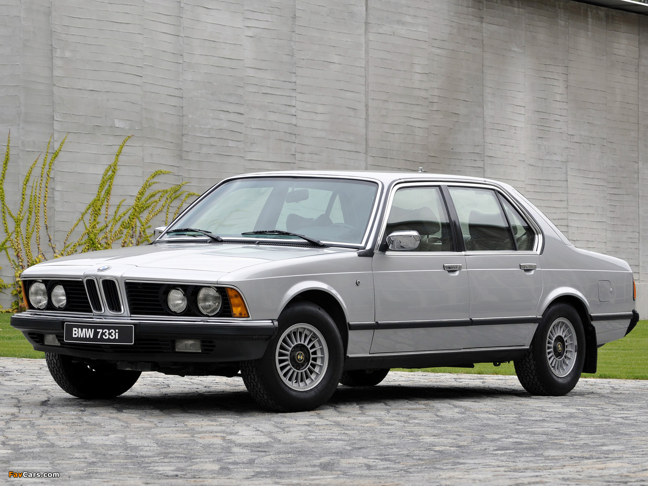 BMW 733i Security (E23) 1977–79 photos (1280 x 960)