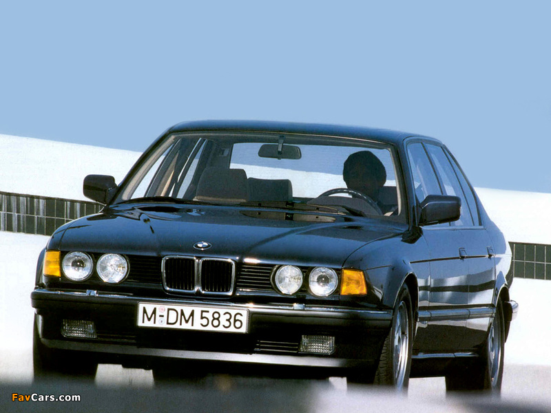 BMW 735i (E32) 1986–92 photos (800 x 600)