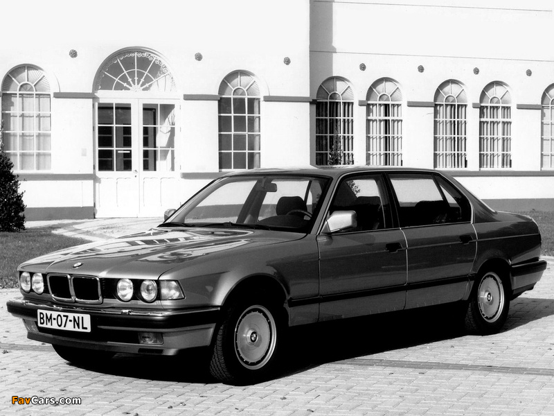 BMW 750iL (E32) 1987–94 photos (800 x 600)