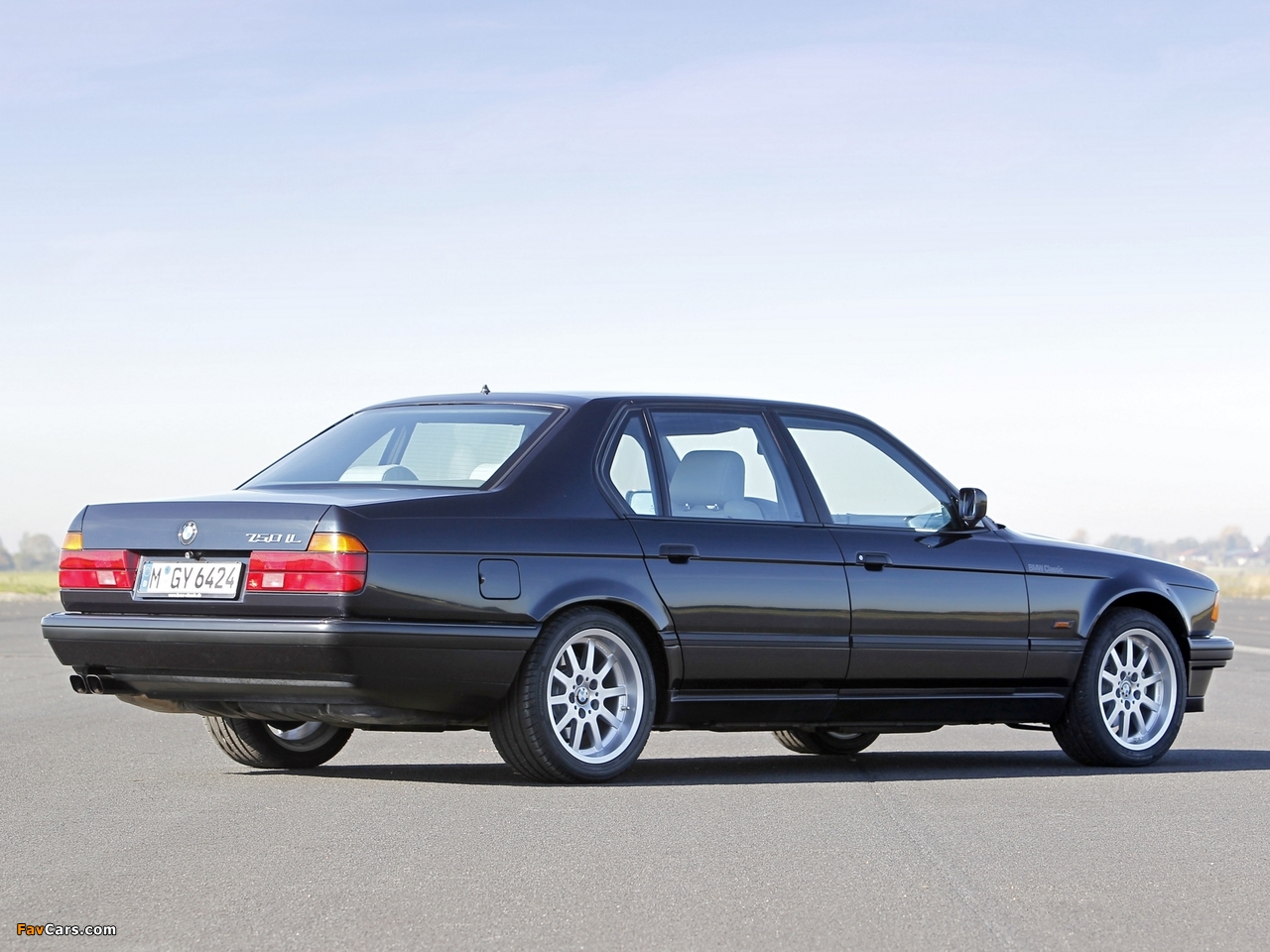 BMW 750iL (E32) 1987–94 pictures (1280 x 960)