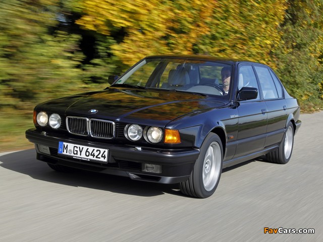 BMW 750iL (E32) 1987–94 pictures (640 x 480)