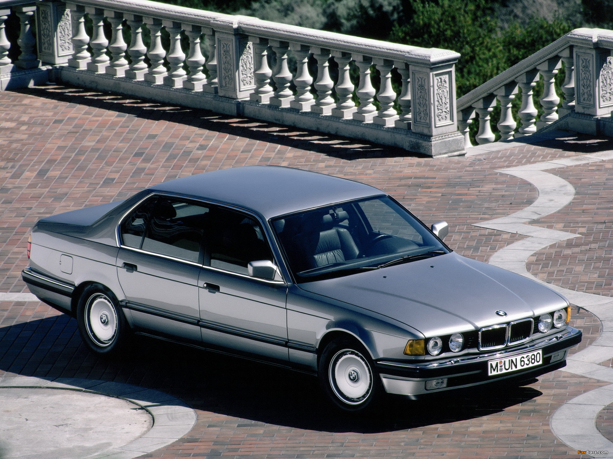 BMW 750iL (E32) 1987–94 pictures (2048 x 1536)