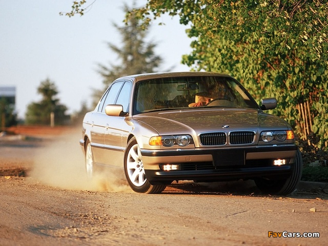 BMW 7 Series US-spec (E38) 1998–2001 pictures (640 x 480)