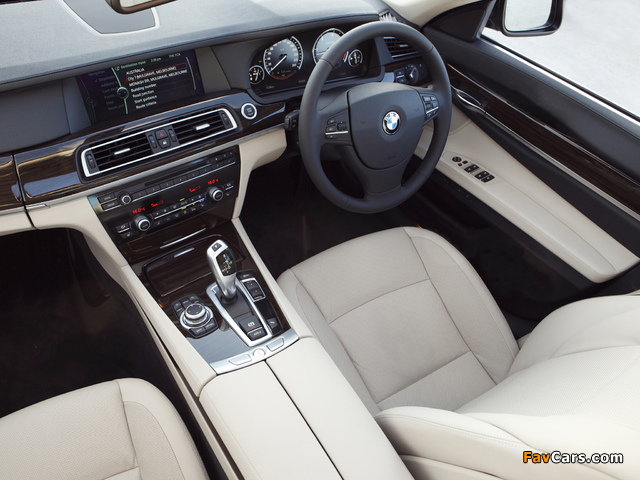 BMW 730d AU-spec (F01) 2008–12 photos (640 x 480)
