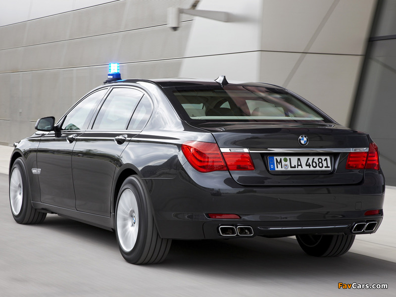 BMW 760Li Security (F03) 2009–12 images (800 x 600)