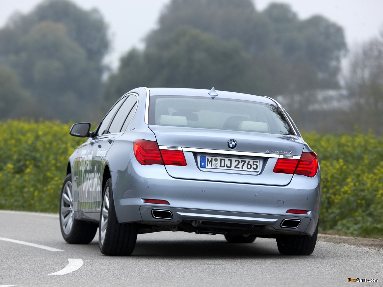 BMW ActiveHybrid 7 (F04) 2009–12 images (1280 x 960)