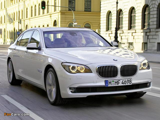 BMW 760Li (F02) 2009–12 images (640 x 480)