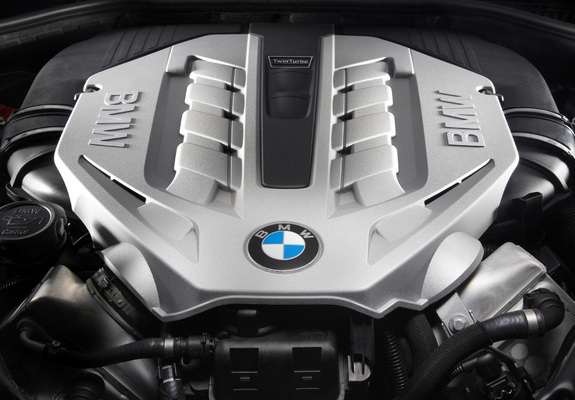 BMW ActiveHybrid 7 (F04) 2009–12 images