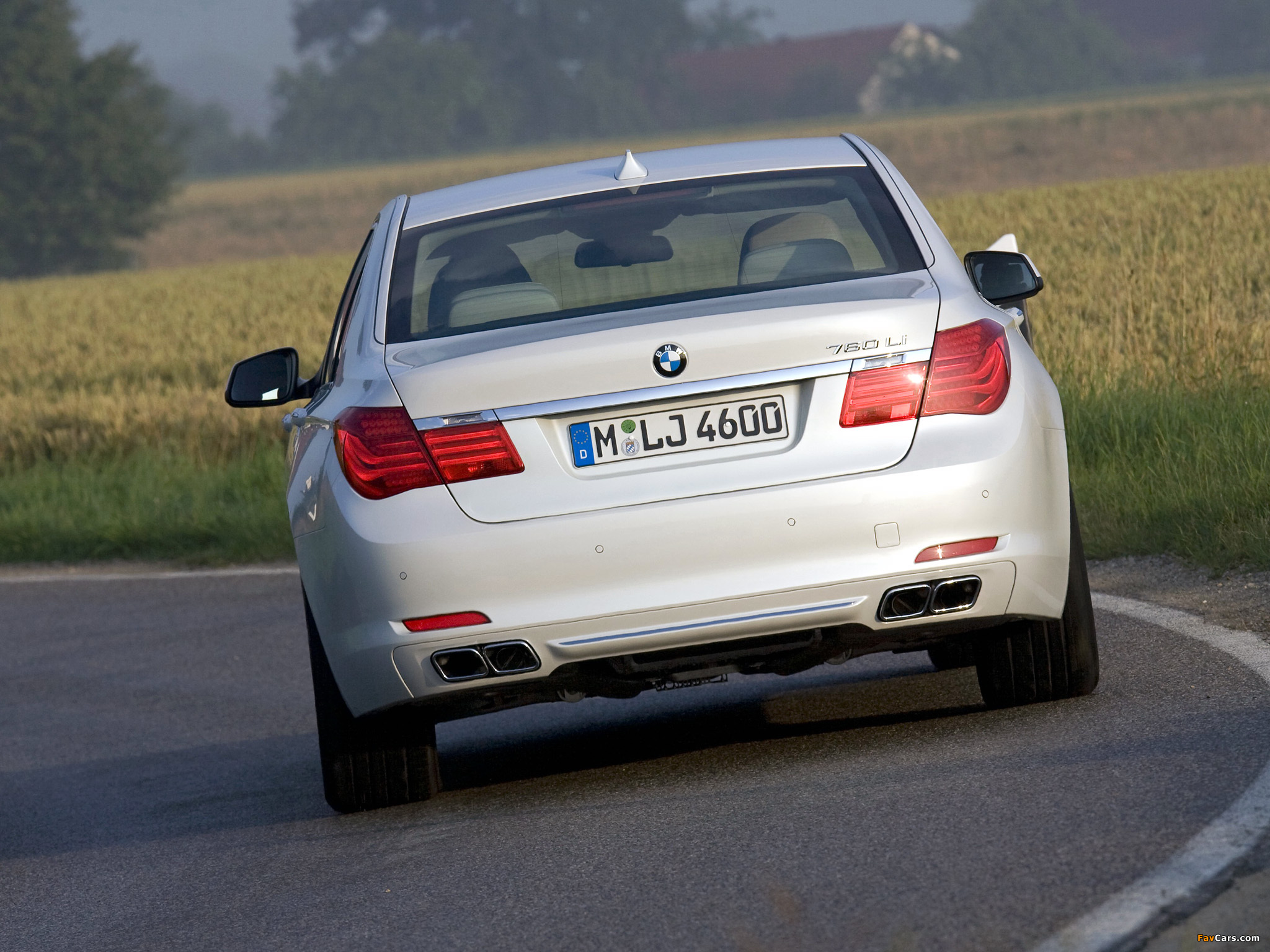BMW 760Li (F02) 2009–12 pictures (2048 x 1536)