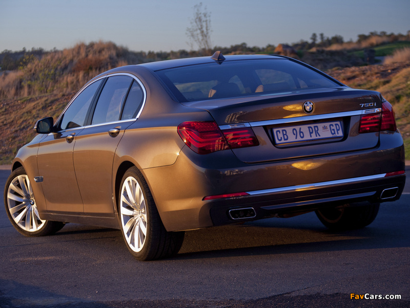 BMW 750i ZA-spec (F01) 2012 images (800 x 600)