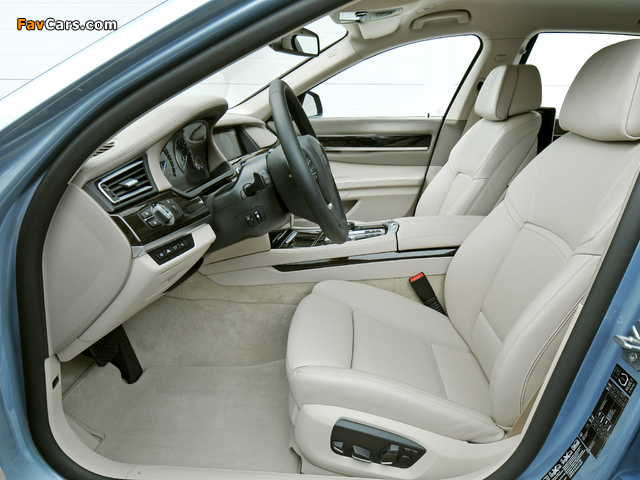 BMW ActiveHybrid 7 (F04) 2012 images (640 x 480)