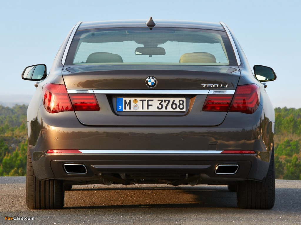 BMW 750Li (F02) 2012 photos (1024 x 768)